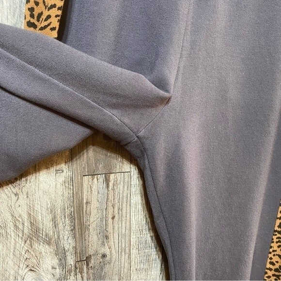 Monrow- Gray/Red/Leopard Print Matching Hoodie & Sweatpant Jogger Set - Picture 12 of 12